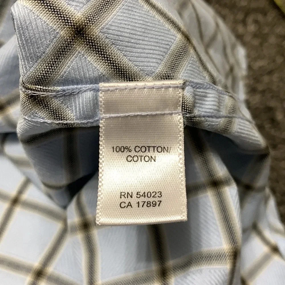 Banana Republic Men’s Shirt - L